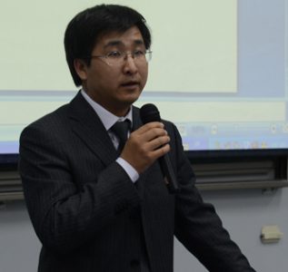 李英武
